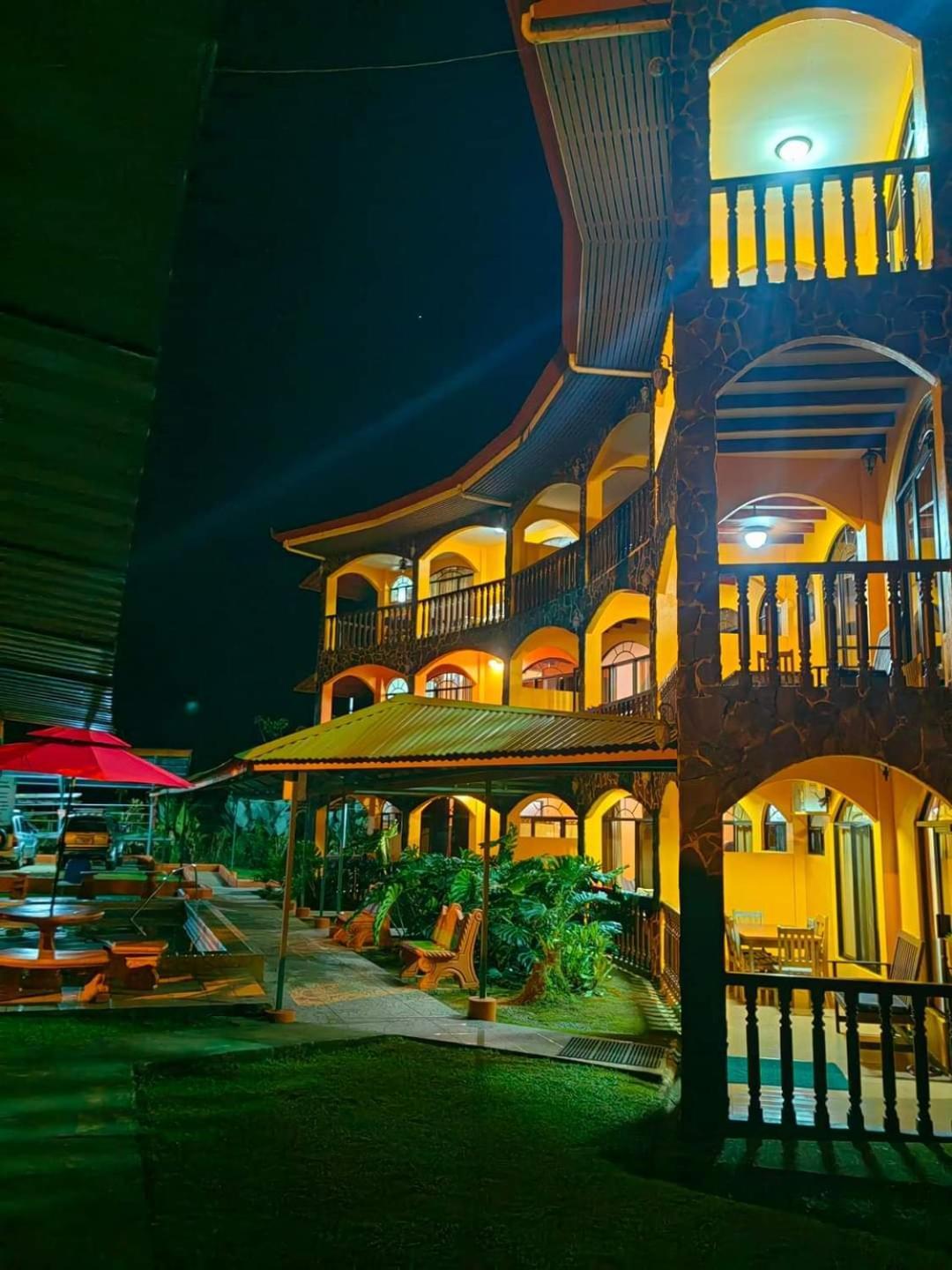 Apartahotel Playa Luna Uvita Esterno foto
